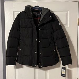 NWT Tommy Hilfiger Puffer Jacket